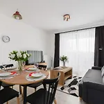 Premium Airport By Renters شقة *