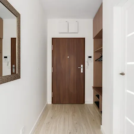 Premium Airport By Renters Apartment *
