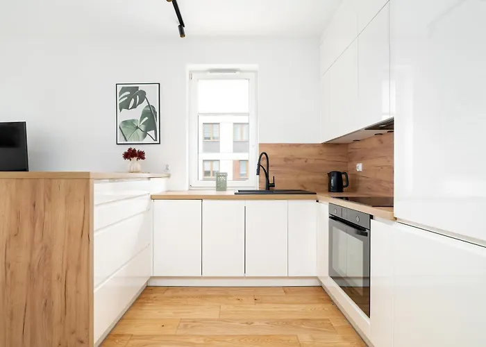 Premium Airport By Renters * بوزنان