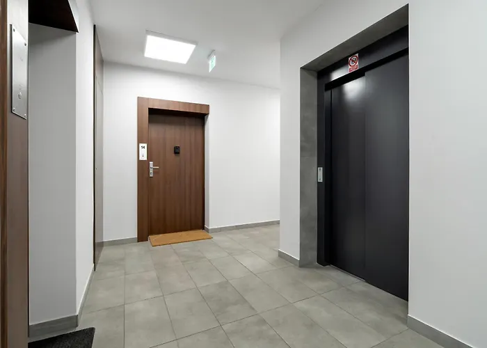 شقة Premium Airport By Renters بوزنان