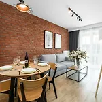 Premium Airport By Renters Apartment *