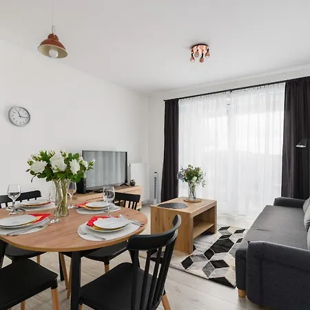 Premium Airport By Renters דירה *