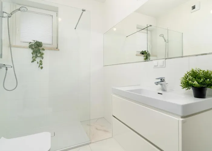 Apartment Premium Airport By Renters Poznan